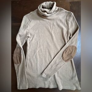 Like new, turtleneck.